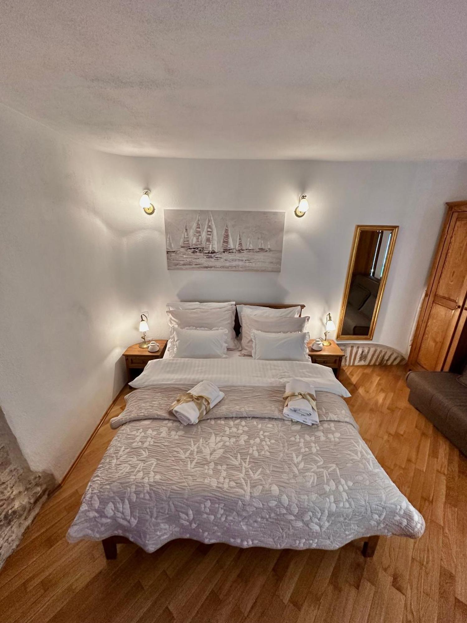 Diocletian Wine Studio Apartment II Split Exteriör bild
