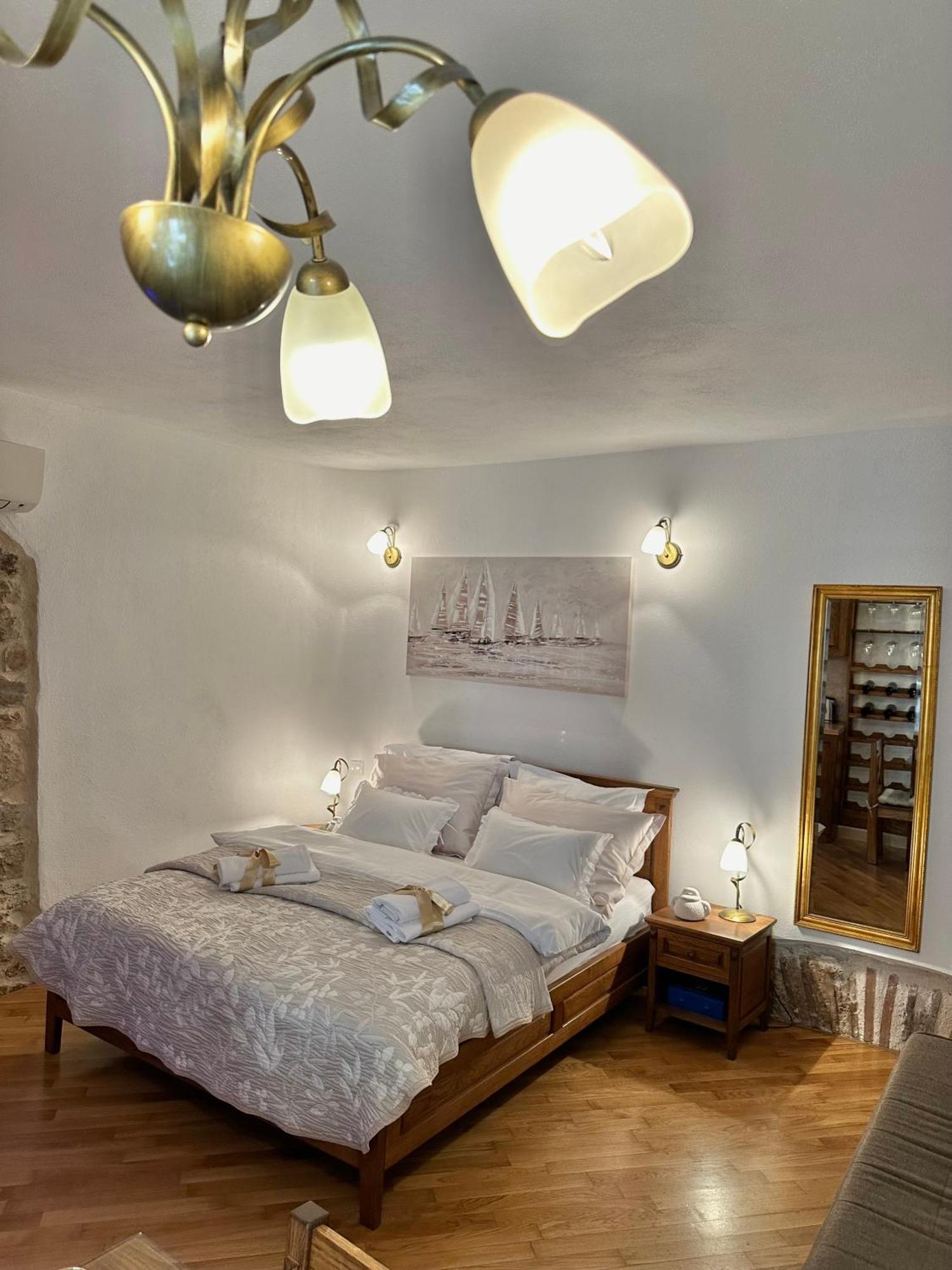 Diocletian Wine Studio Apartment II Split Exteriör bild