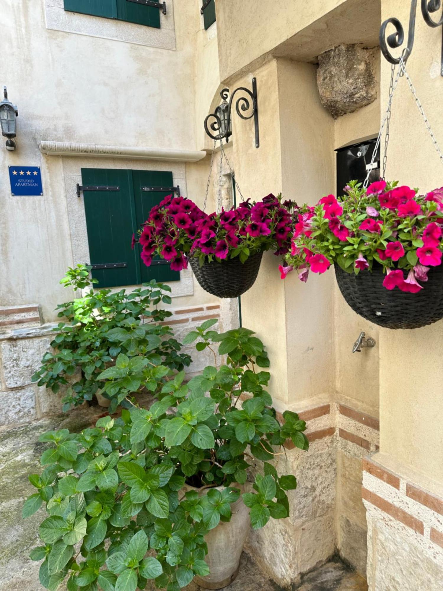 Diocletian Wine Studio Apartment II Split Exteriör bild